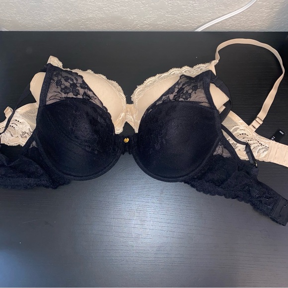 NATORI LACE BRA - bundle of 2 - new without tag
Size 32DD - Picture 8 of 11
